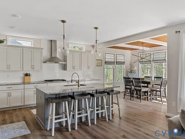 18212 Jones Run Trl, Moseley, VA 23120