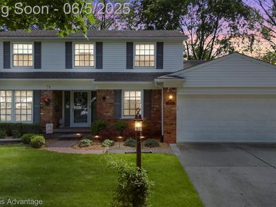 15565 Blue Skies St, Livonia, MI, 48154