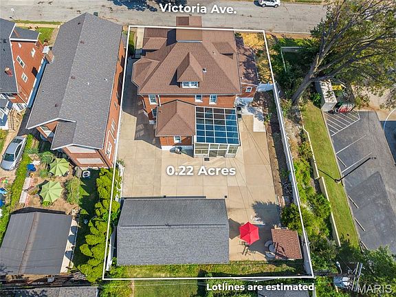 4th image of 6120 Victoria Ave