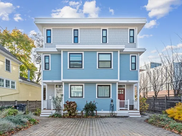99 Kinnaird St #2, Cambridge, MA 02139