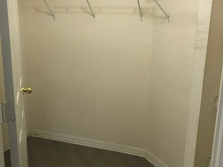 3605 Conroy Rd #513 — Photo 9