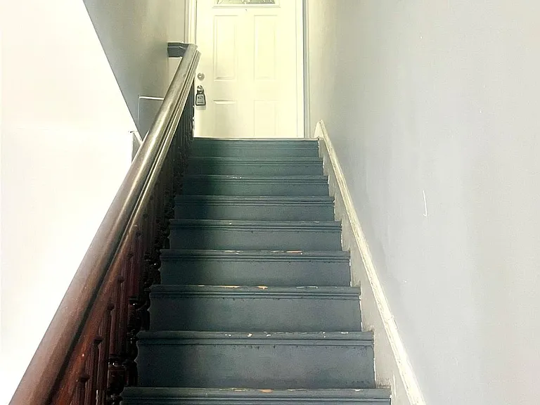 12 Orange St — Photo 4