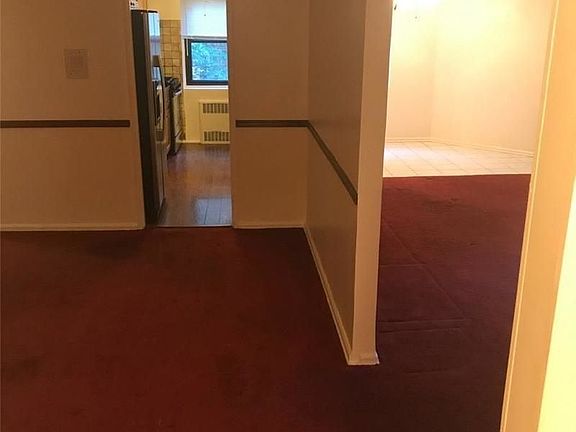 5th image of 11860 Metropolitan Ave APT 3K
