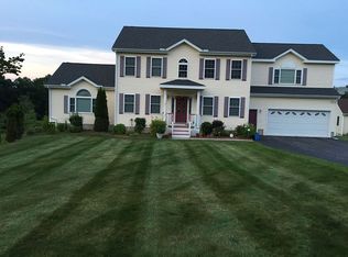 16 Windsor Rd, Shirley, MA 01464