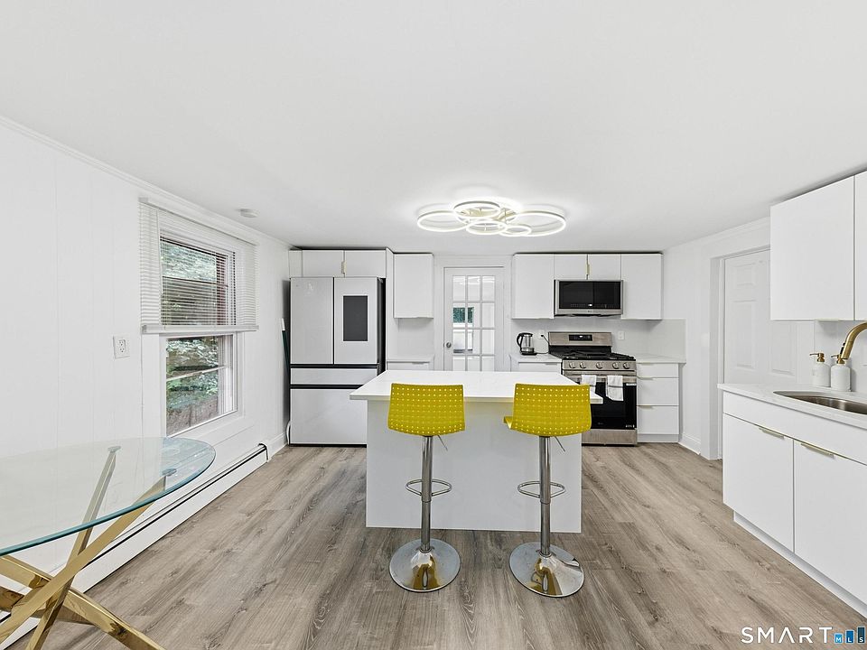 1st image of 115 Wilton Rd #2
