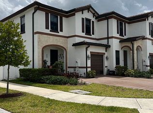 3304 W 104th Ter, Hialeah, FL 33018
