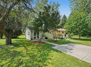 9000 N Meridian Rd, Pleasant Lake, MI 49272
