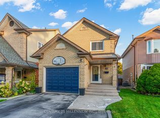 15 Rosebud Ave, Brampton, ON L6X2W4