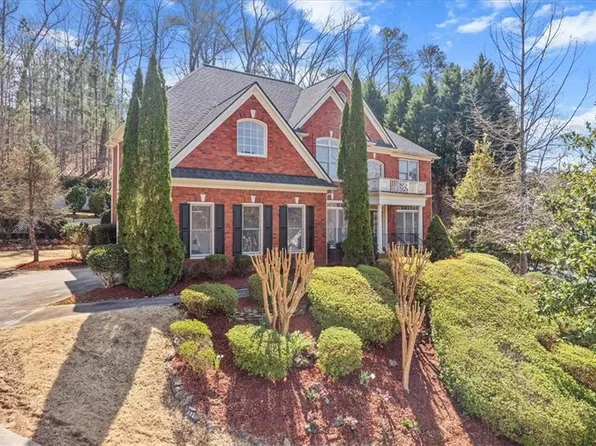 663 Vinings Estates Dr SE, Mableton, GA 30126