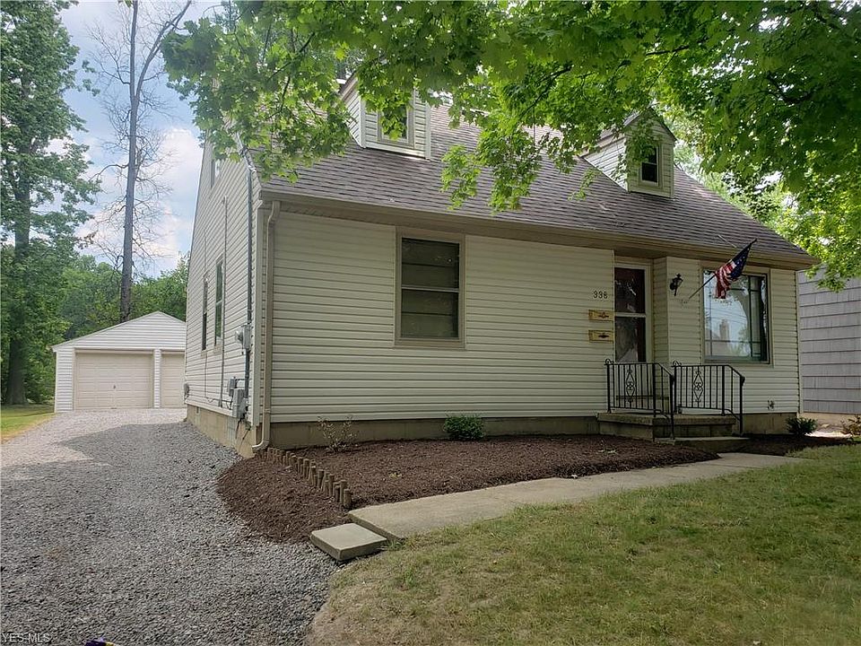 2nd image of 338 Willard Ave NE