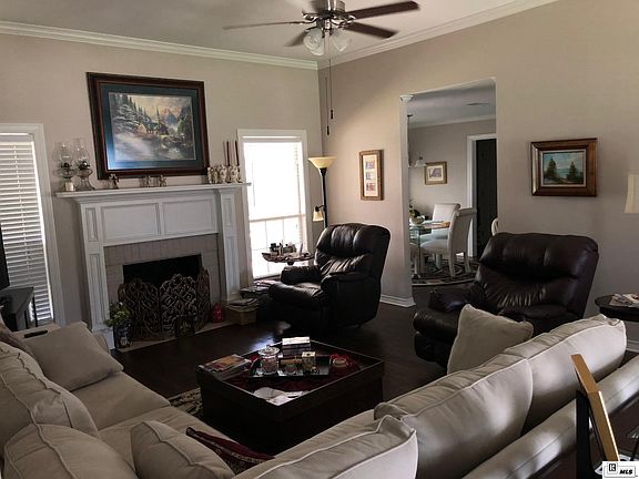 3rd image of 3201 Stowers Dr