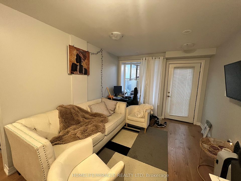 1st image of 1165 Journeyman Ln #108