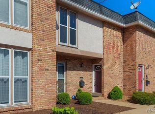 1129 Rue La Ville Walk #1129, Saint Louis, MO 63141