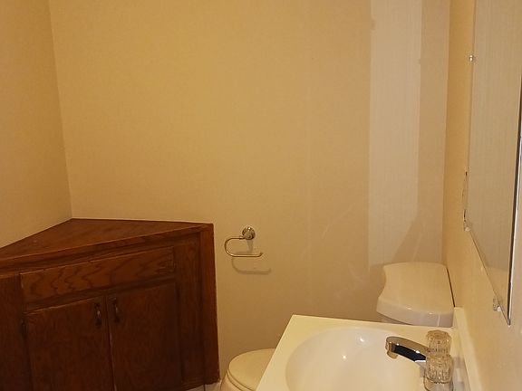 5th image of 349 Virginia Ave #2