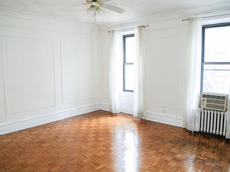 1st image of 448 W 49th St APT 4B