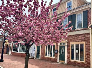 328 High St #2B, Burlington, NJ