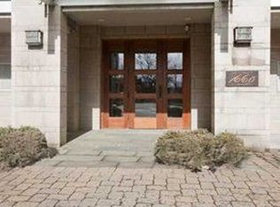 1660 Murray Ave APT 42, Pittsburgh, PA 15217