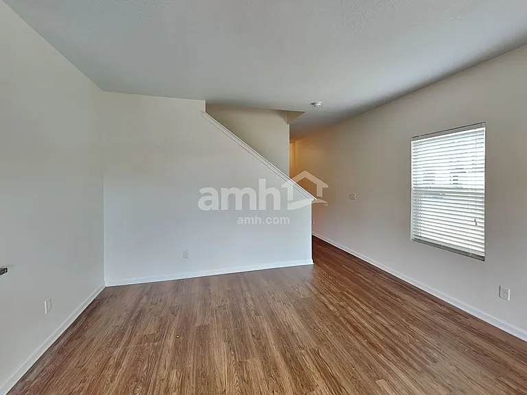 205 W Jayce Way — Photo 8