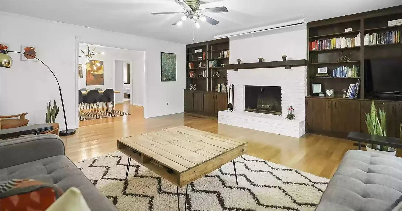 3 bed, 1800 sqft, $2,675 — Photo 1