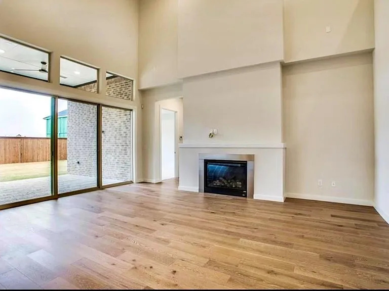 4031 Heatherton Dr — Photo 4