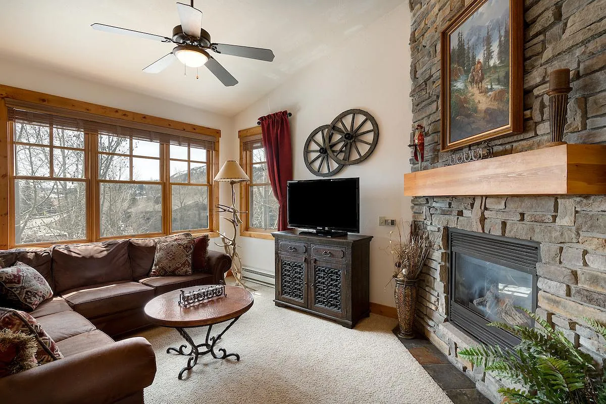Building Photo - 580 Anglers Dr #302