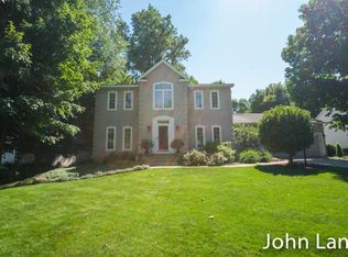 2666 Westwinde St NW, Grand Rapids, MI