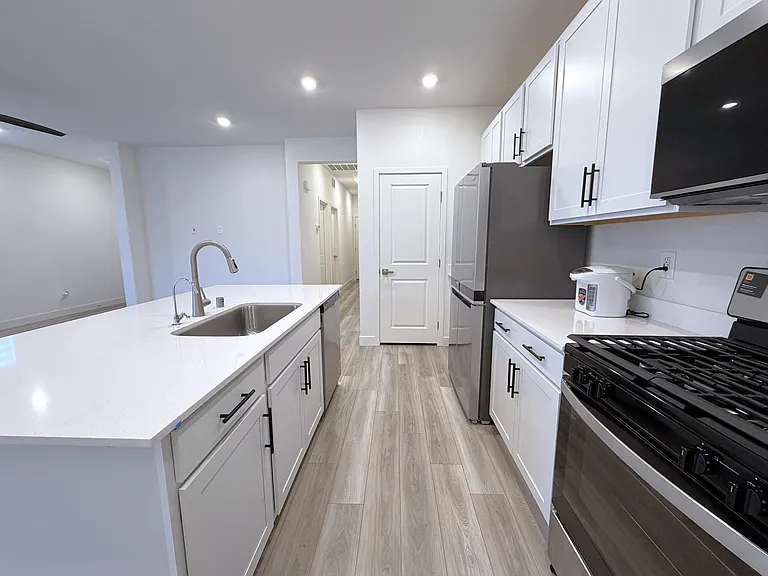 4212 Zilker Park Ave — Photo 8