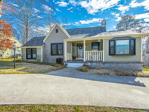 2nd image of 1228 Marijon Dr