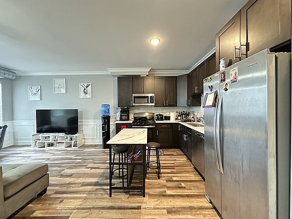 3rd image of 4117 S Michigan Ave #N3