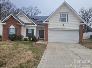 4127 Tullock Creek Dr, Charlotte, NC 28269