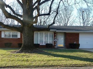 117 Chevy Chase Dr, Belleville, IL 62223