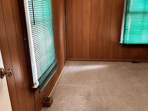 2nd image of 544 Prospect Ave