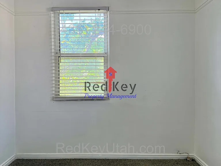 S Main St Duplex — Photo 14