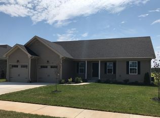 5396 Green Ash Dr, Bowling Green, KY 42101