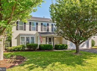 8572 Yoder St, Manassas, VA 20110