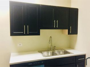 7556 S Champlain Ave #1, Chicago, IL 60619