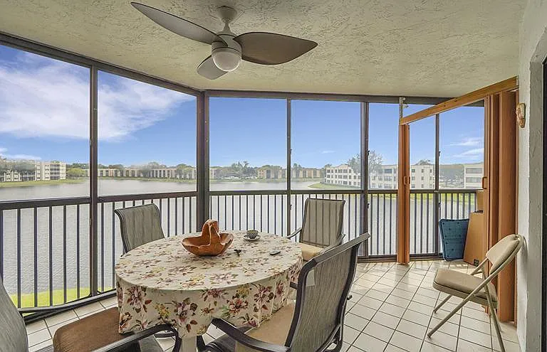 7250 Fairfax Dr #302 — Photo 1
