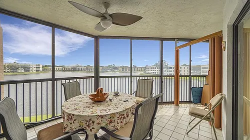 7250 Fairfax Dr #302 Photo 1
