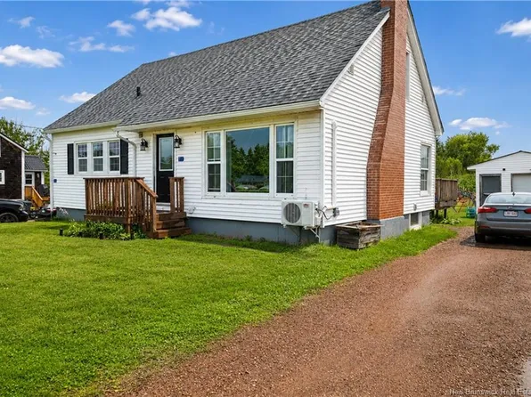 71 Ogden Mill Rd, Sackville, NB E4L 3H9
