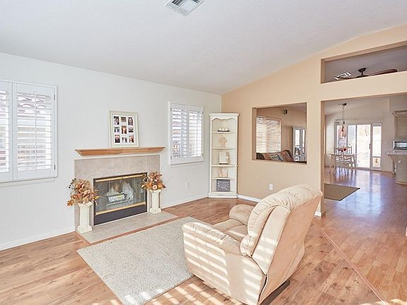 3rd image of 17626 Hudson Dr