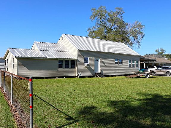 2nd image of 110 Ryder Ln