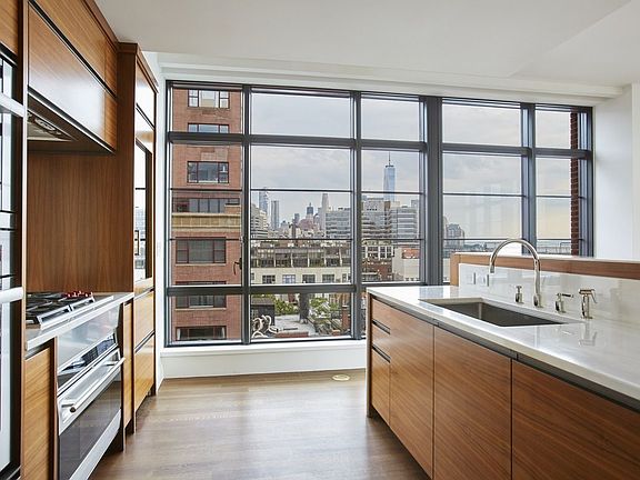 4th image of 150 Charles St APT 7BS