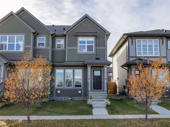 251 E Chinook Gate Blvd SW, Airdrie, AB T4B 5J4