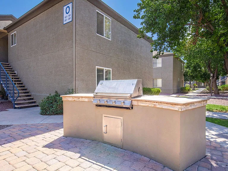 Palm Desert Apartments — Photo 14