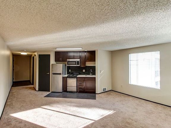 3rd image of 3025 NE 137th St #403B