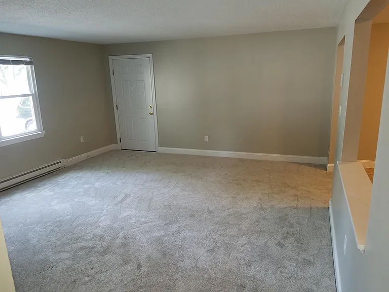 17 Anderson Ave #D — Photo 6
