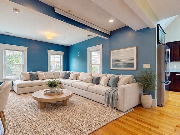 5th image of 4 Cameron Ave APT 2