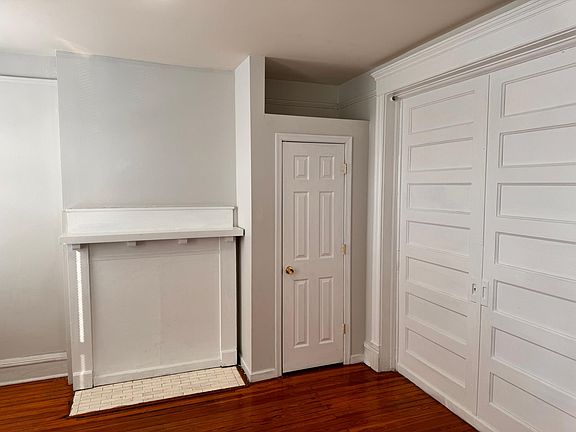3rd image of 2713 3rd Ave #B