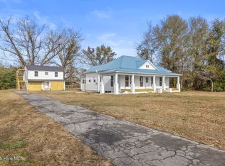 2880 Catherine Lake Road, Richlands, NC 28574