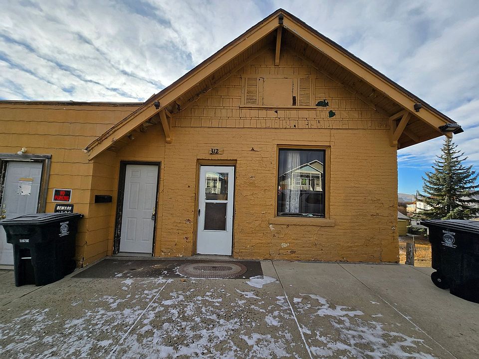 1st image of 312 W Aluminum St #312